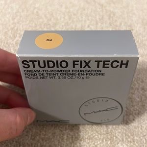 NIB MAC Studio Fix Tech in shade C4